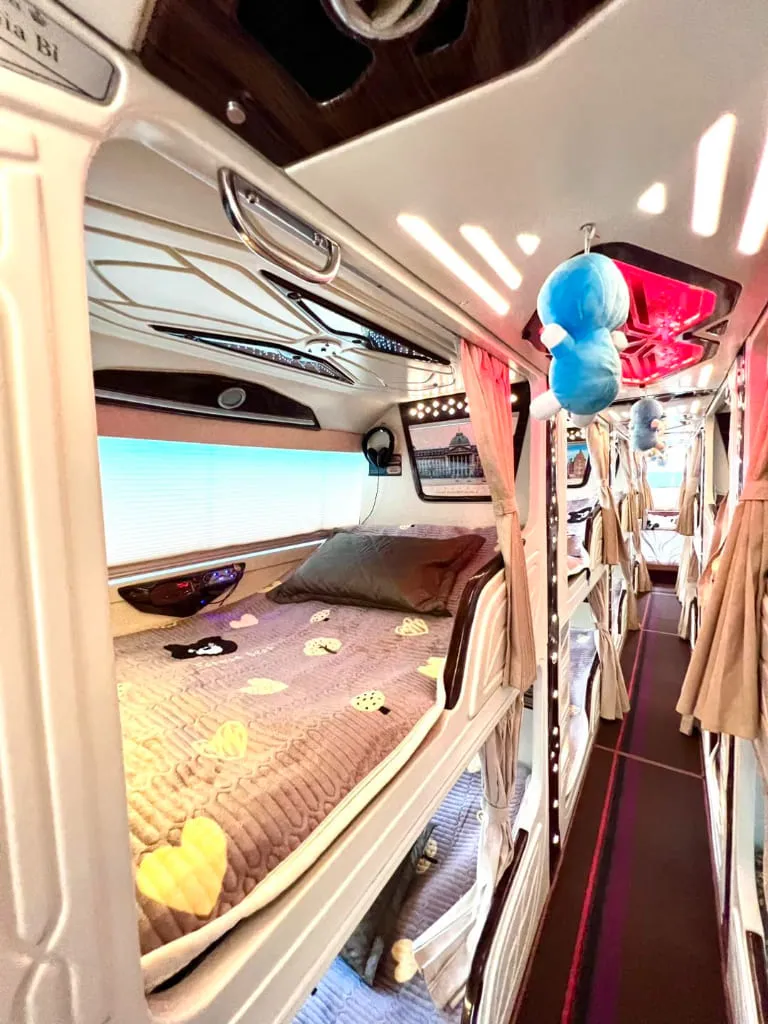 xe khách đi Tà Xùa