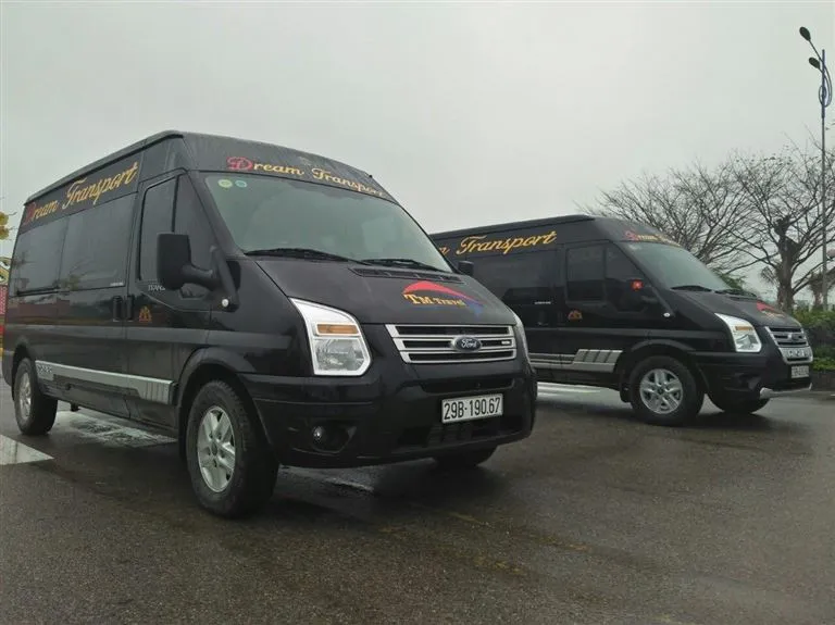 Dream Transport Limousine cung cấp dịch vụ đưa đón tận nơi đem lại cho du khách sự tiện lợi và tiết kiệm chi phí di chuyển.
