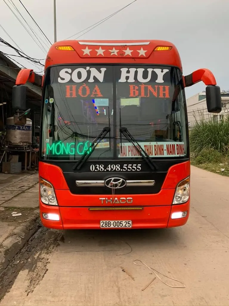 Xe Sơn Huy từ Móng Cái về Hòa Bình