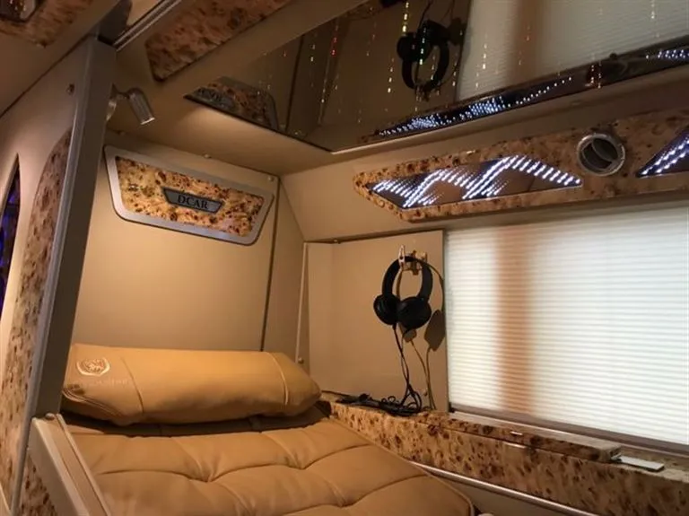 Không gian giường phòng riêng tư trên xe Hải Bình