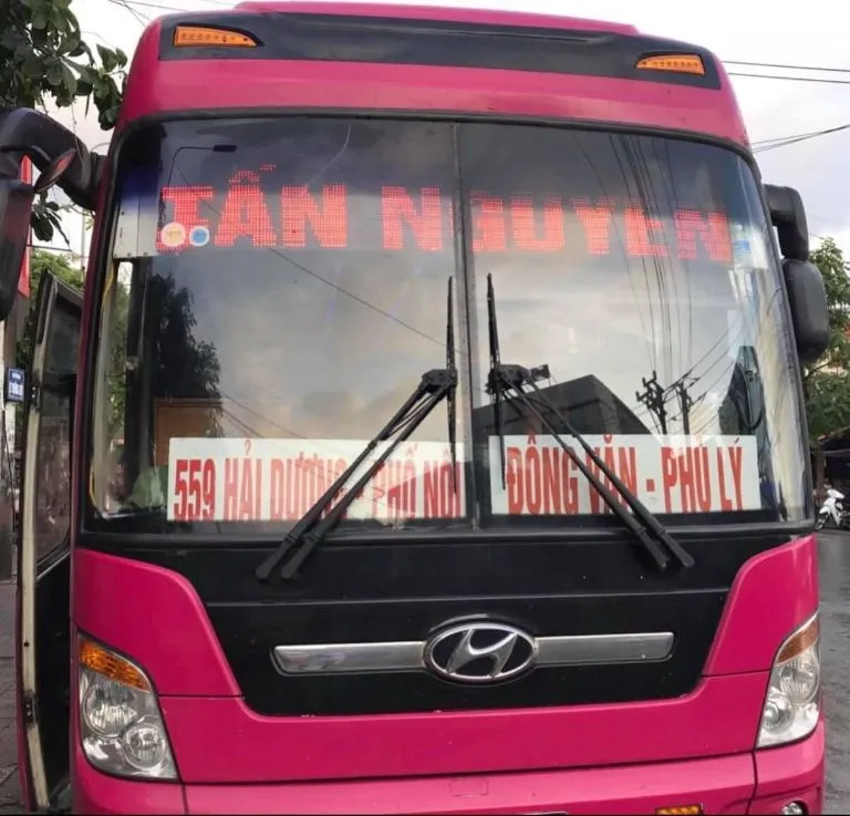 Xe khách Quảng Ninh Phủ Lý - Tấn Nguyên