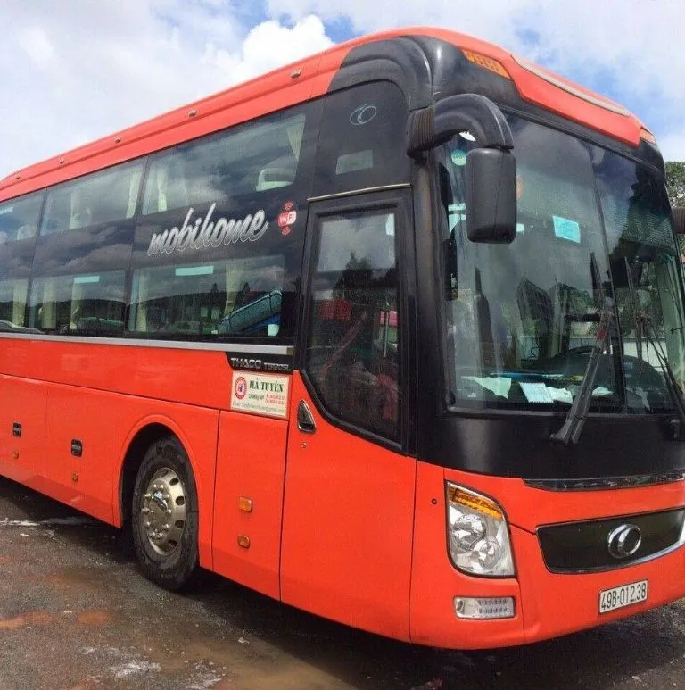 xe khách vinh quảng ninh