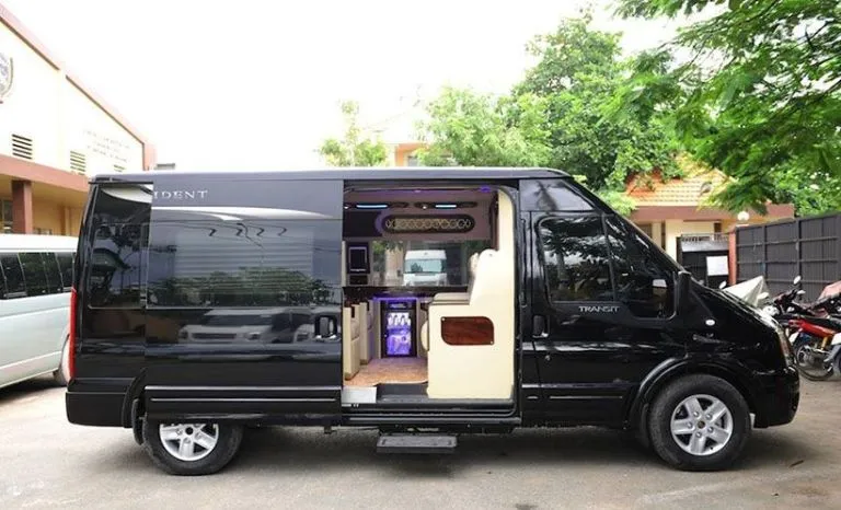 Xe limousine Thịnh Hưng VIP