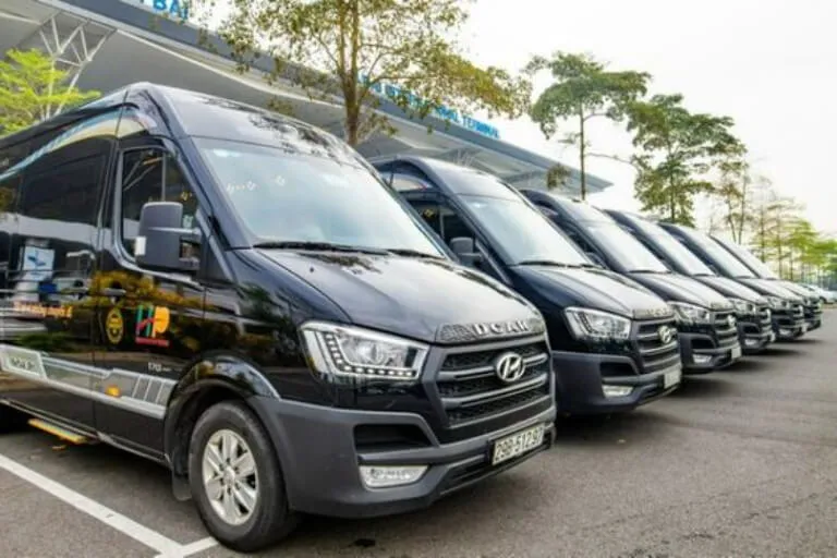 Xe limousine Móng Cái Hải Phòng hiện đại với ghế da cao cấp