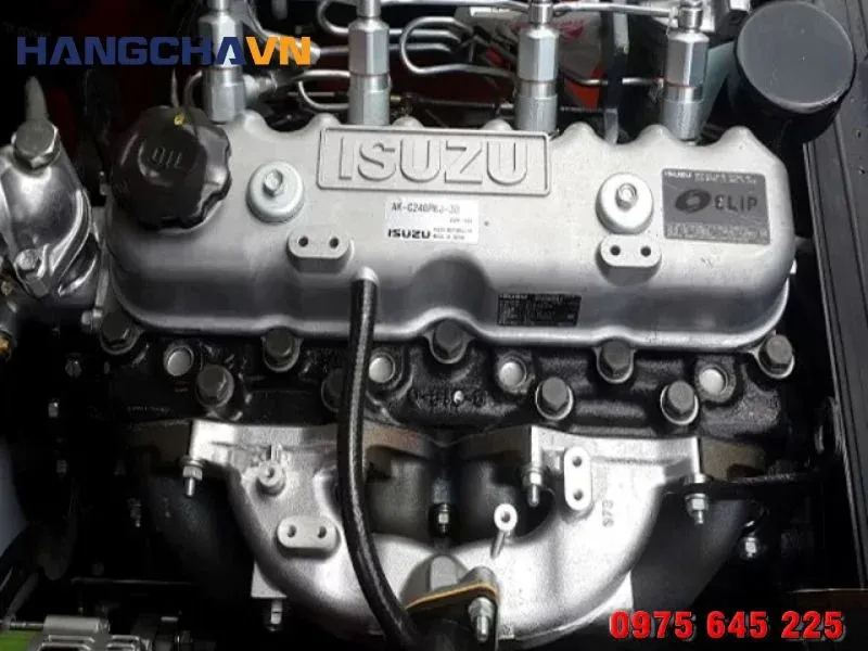 Động cơ Isuzu C240 Nhật Bản trang bị trên xe nâng 2.5 tấn