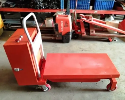 Xe nâng mặt bàn điện tải trọng 1 tấn cao 1m