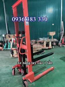 Xe Nang Tay Cao 1 Tan