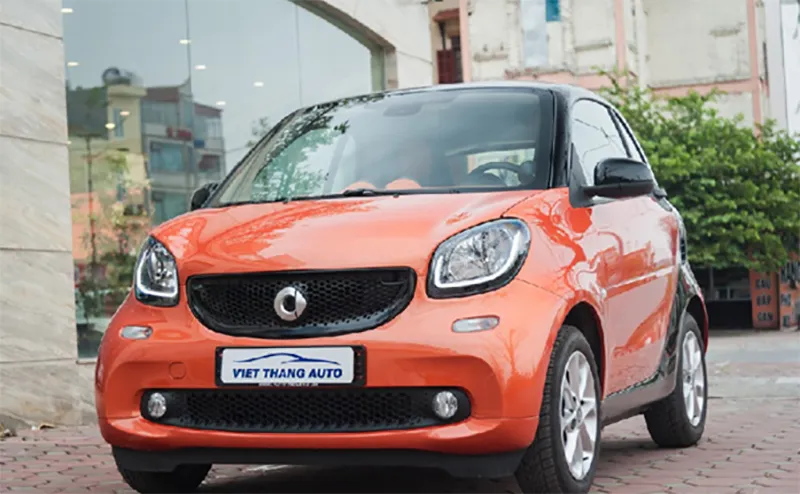 Ô tô 2 chỗ ngồi giá rẻ phù hợp di chuyển trong các đô thị nội thành