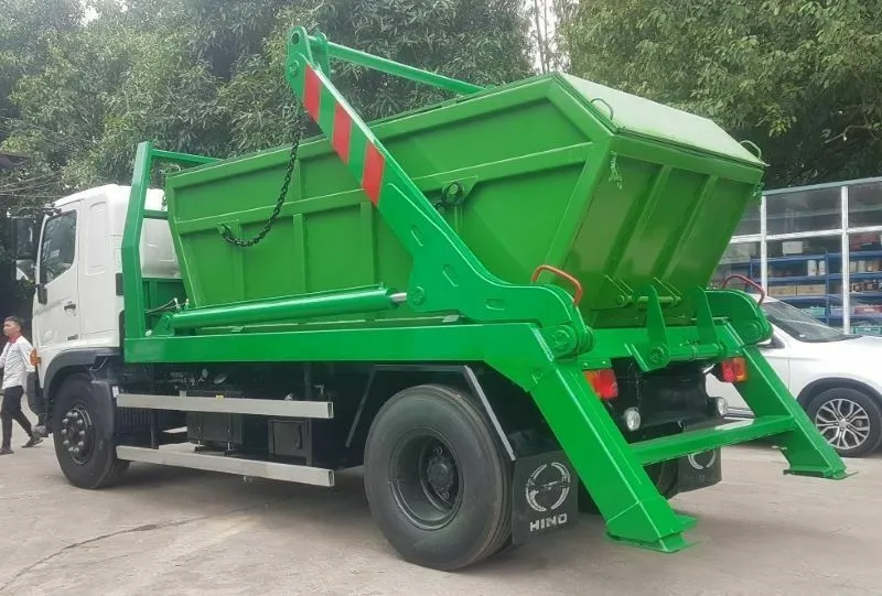 Xe ô tô chở bùn 6 khối Hino FG