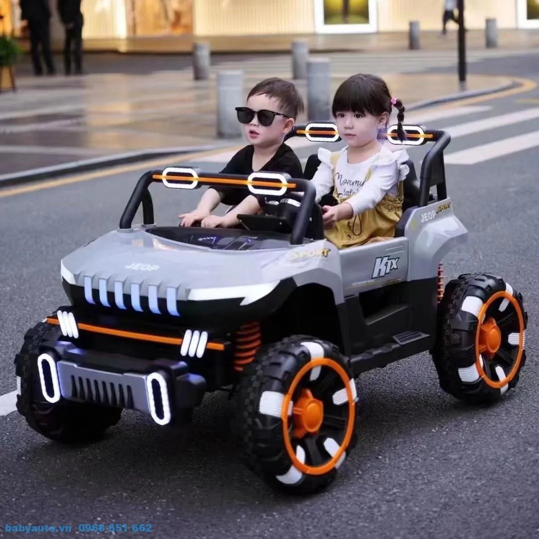 Hình ảnh thực tế xe ô tô điện trẻ em 2 chỗ ngồi ABM 8688