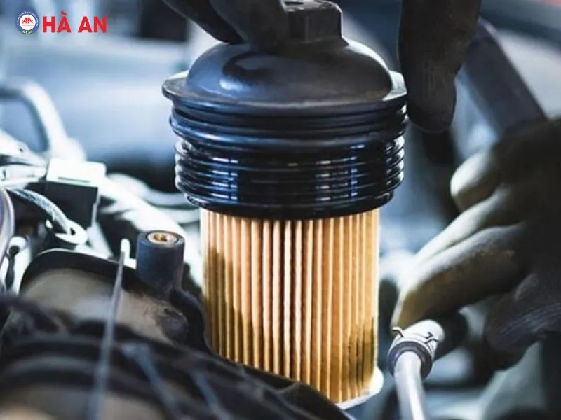 Lọc nhiên liệu bẩn nghiêm trọng gây hiện tượng xe ô tô ga không đều.