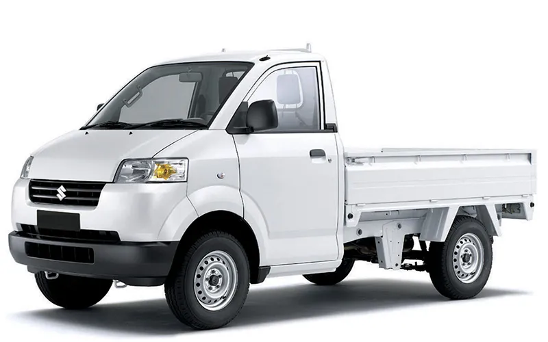 Model xe tải nhẹ linh hoạt di chuyển trong các con hẻm nhỏ tại trung tâm thành phố.