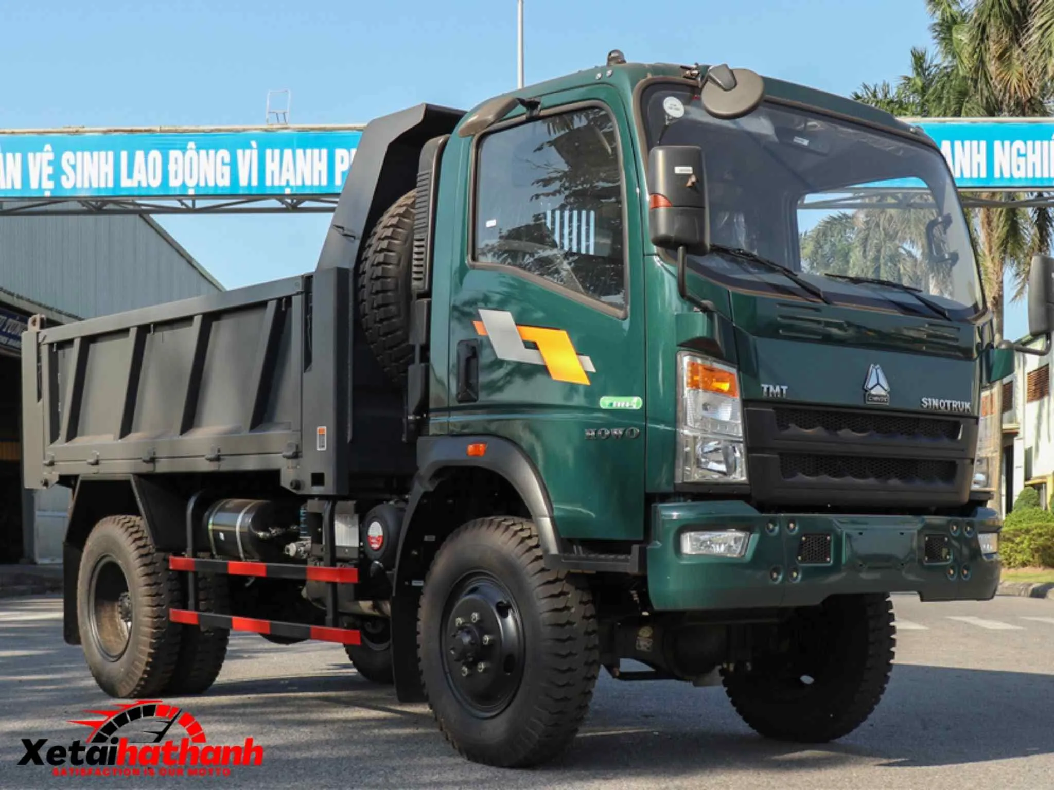 Xe ben TMT 6T5 2 cầu tổng thể màu xanh