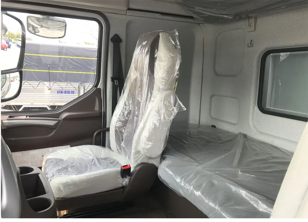 xe tải Chenglong 4 chân