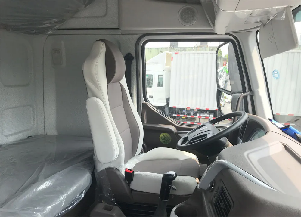 xe tải Chenglong 4 chân