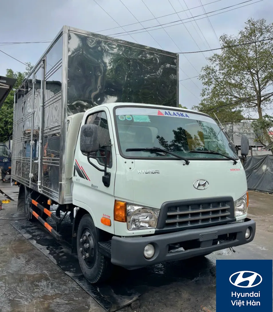 Xe tải Hyundai HD65 đời 2015 thùng bạt