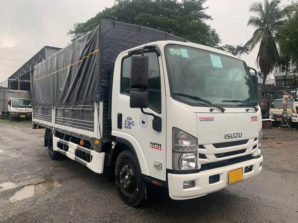 Thẩm định chất lượng xe bán tải cũ 3.5 tấn