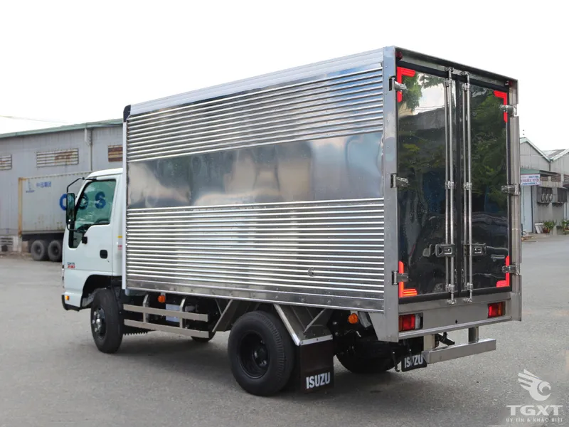 Xe Tải Isuzu QKR77FE4 1 Tấn Thùng Kín
