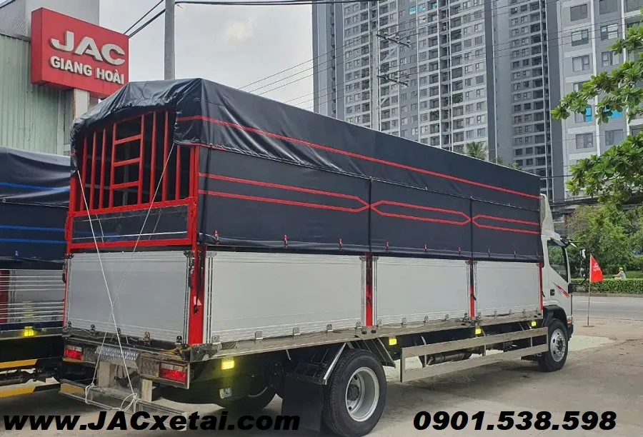 Xe tải jac n900plus E5 thùng mui bạt bửng nhôm