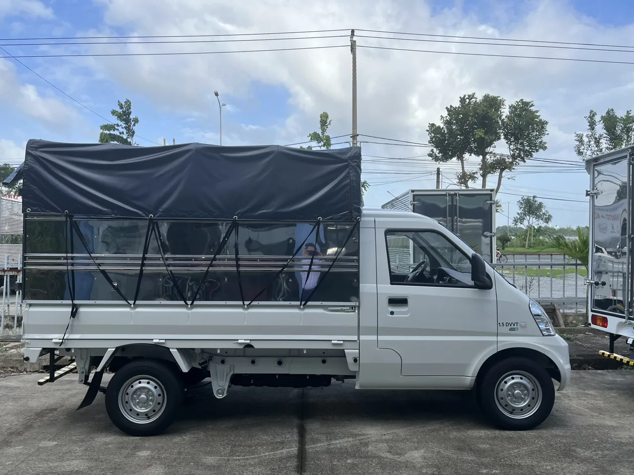 Xe tải nhỏ TQ Wuling N300P thùng kèo mui bạt