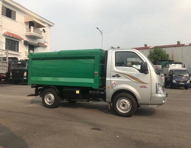 Xe Tải TATA Chở Rác 900KG Xe Tải TATA Chở Rác 900KG