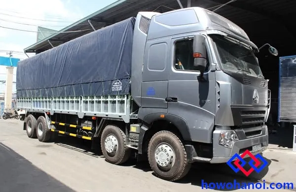 xe tai thung howo a7 4 chan 8