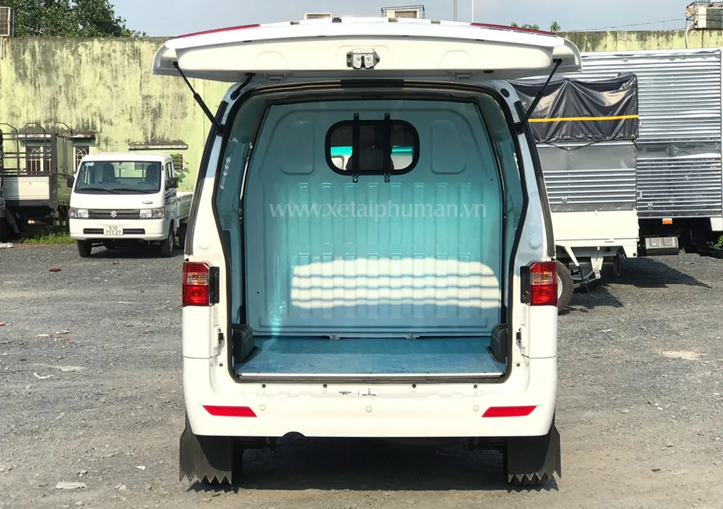 xe tải van 5 chỗ