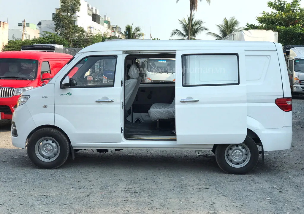 xe tải van 5 chỗ