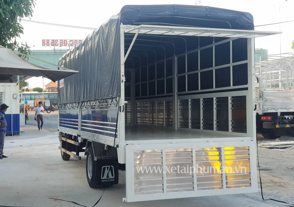 xe tải thùng dài 6m2