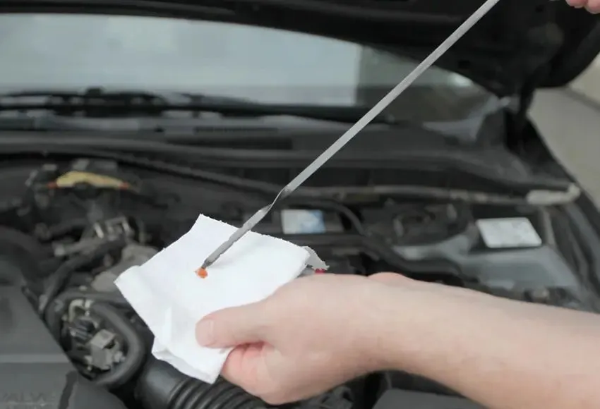 Dầu nhớt hộp số ô tô: Dấu hiệu và thời điểm thay thế chi tiết