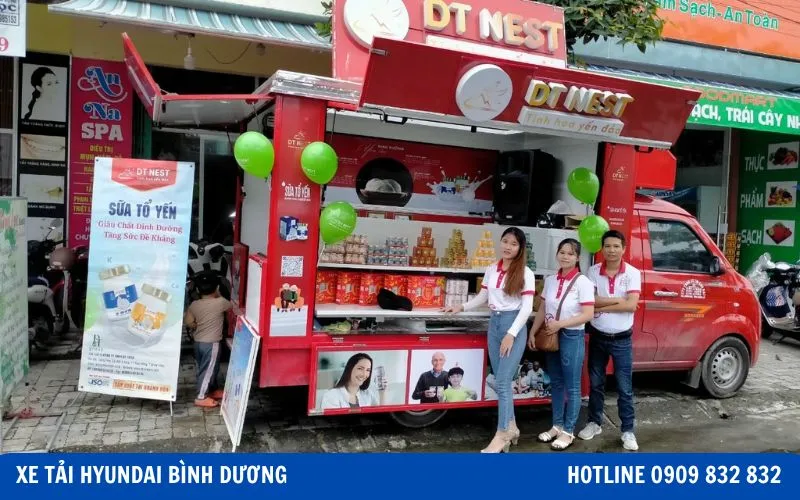 Xe trưng bày sản phẩm quảng bá thương hiệu