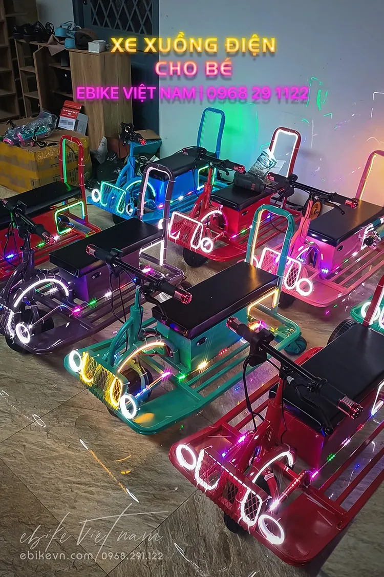 Cận cảnh dải LED siêu sáng của xe điện khu vui chơi