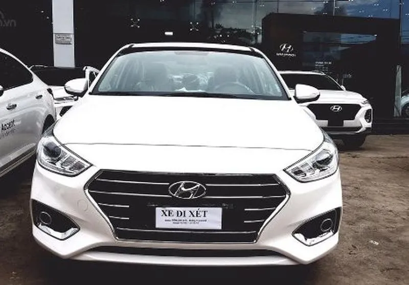 Xe ô tô chưa đăng ký có được lưu thông: Hình ảnh minh họa việc đăng ký xe