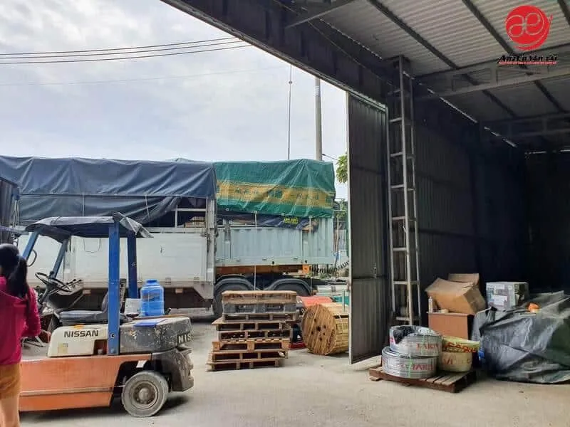 đóng thùng xe tải