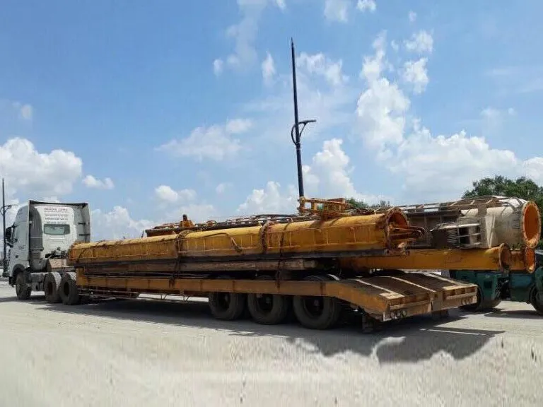 Quy trình nâng hạ máy móc vào vị trí lắp đặt chính xác