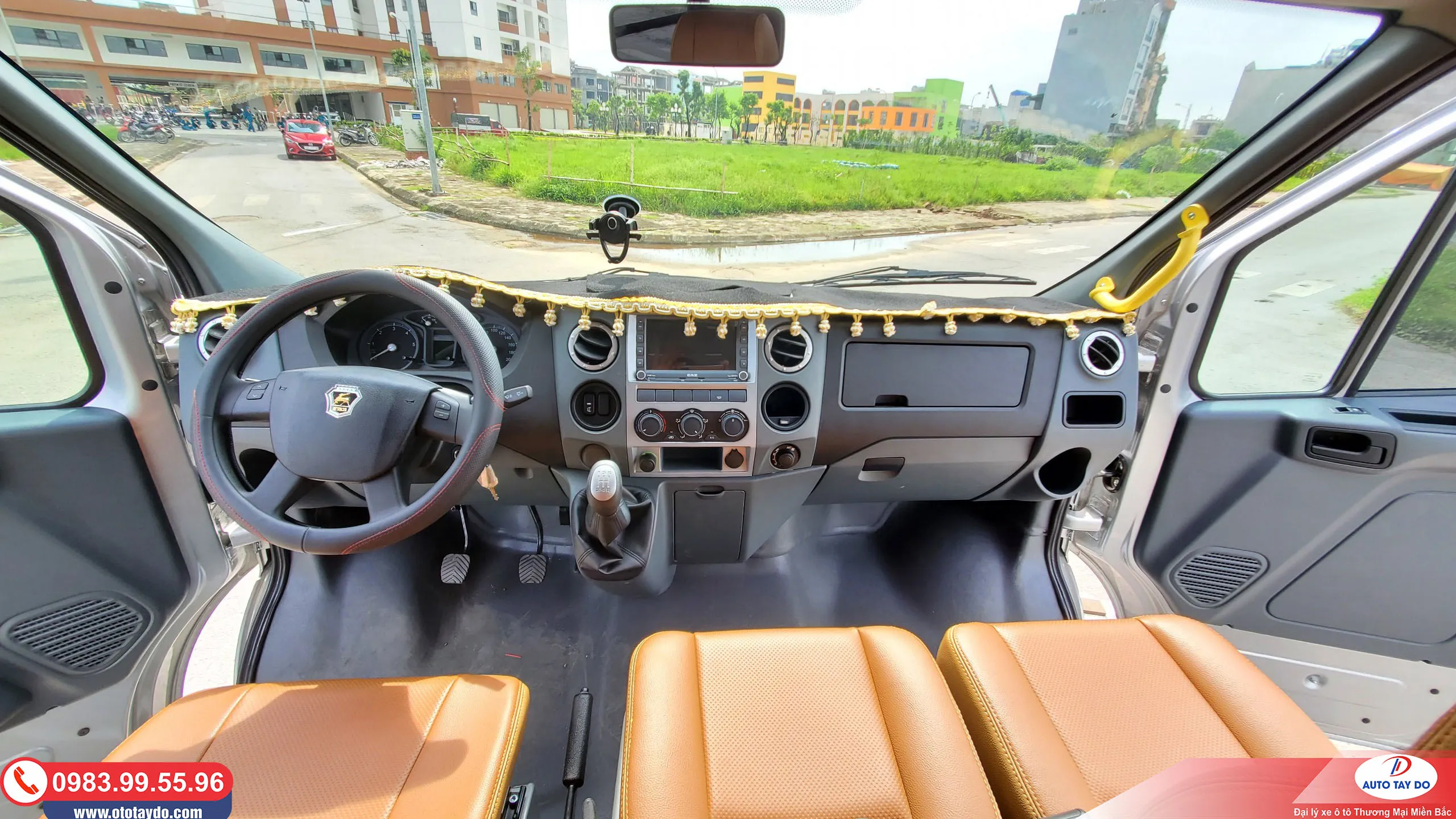 Nội thất tiện nghi của xe bán tải nga GAZ, trang bị Cruise Control