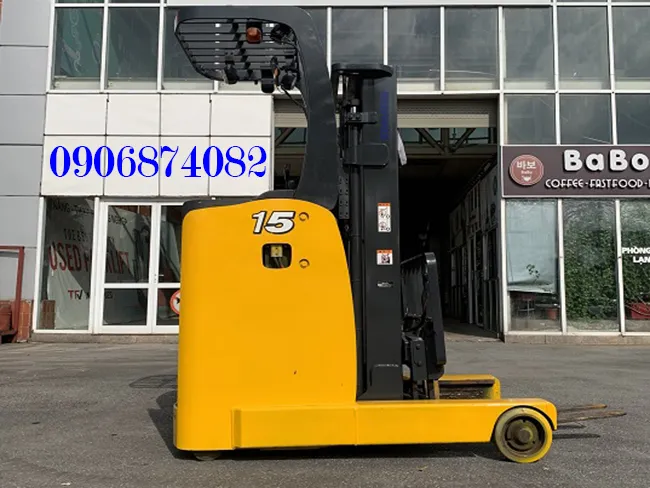 Chi tiết thân xe Komatsu