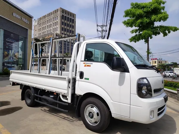 Kia K250 thùng mui bạt 5 bửng phù hợp vận chuyển hàng cồng kềnh