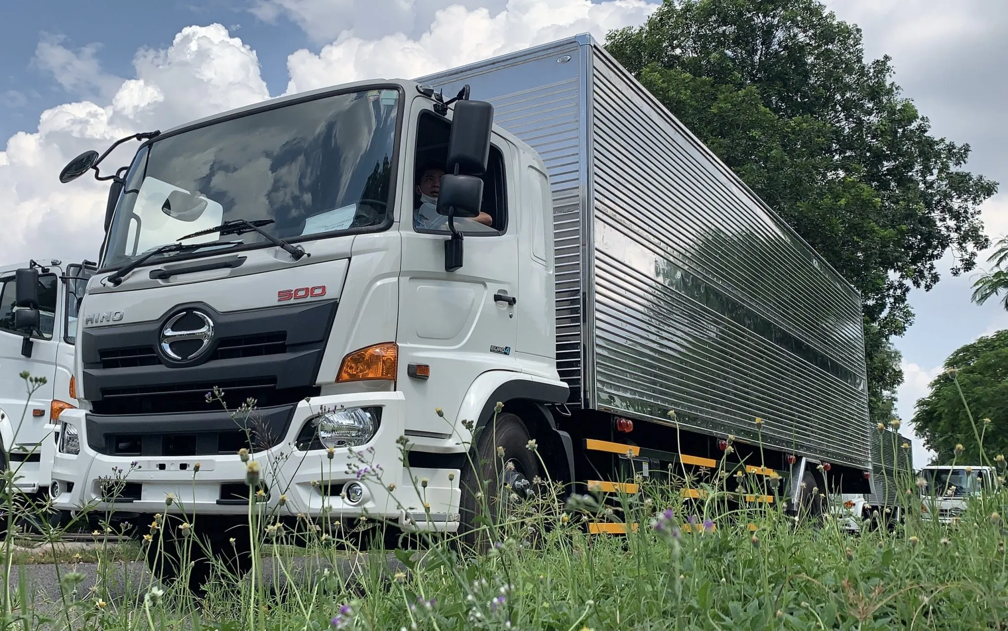 Xe tải Hino 8 tấn thực tế