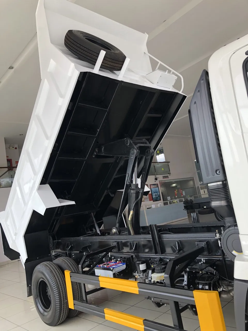 Hệ thống bơm ben Sammitr được nhập khẩu đồng bộ, đảm bảo chất lượng