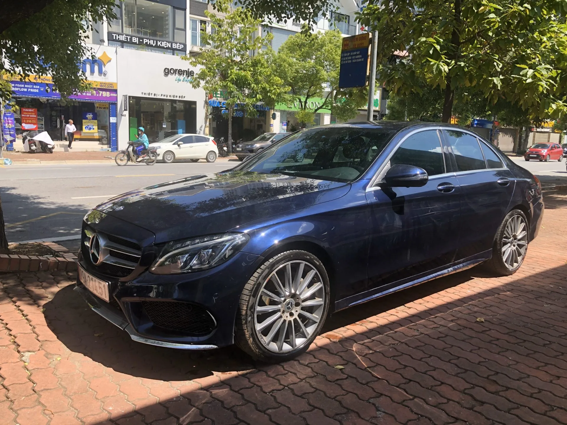 Xe ô tô dưới 1 tỷ: Phân tích các mẫu xe cũ tốt nhất tầm giá 1 tỷ đồng