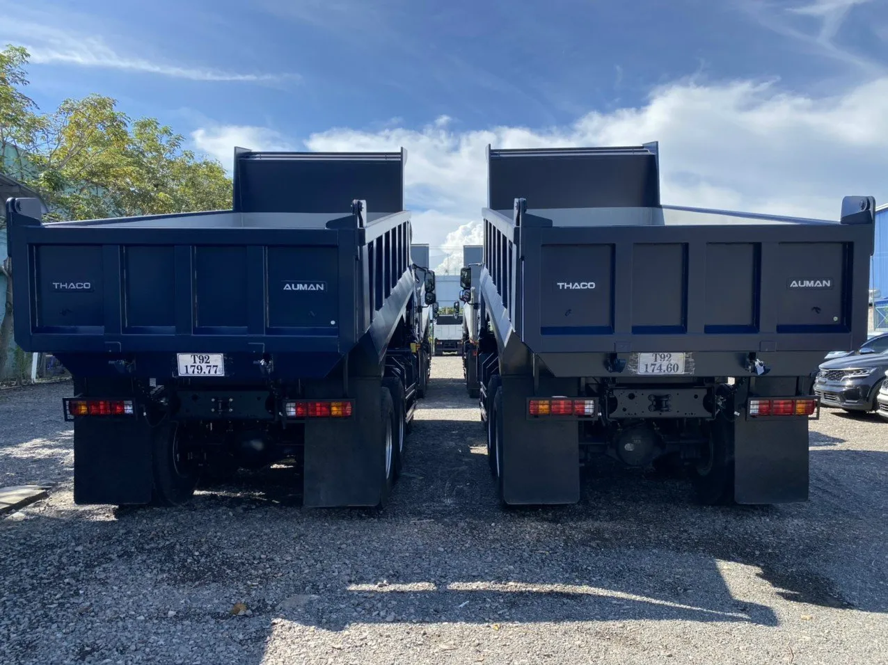 Hình ảnh tổng thể xe ben Foton Auman D240