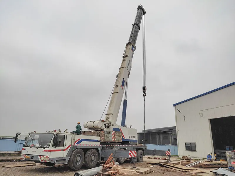 Hình ảnh thực tế thi công cẩu hàng tại một nhà máy ở Hà Nam