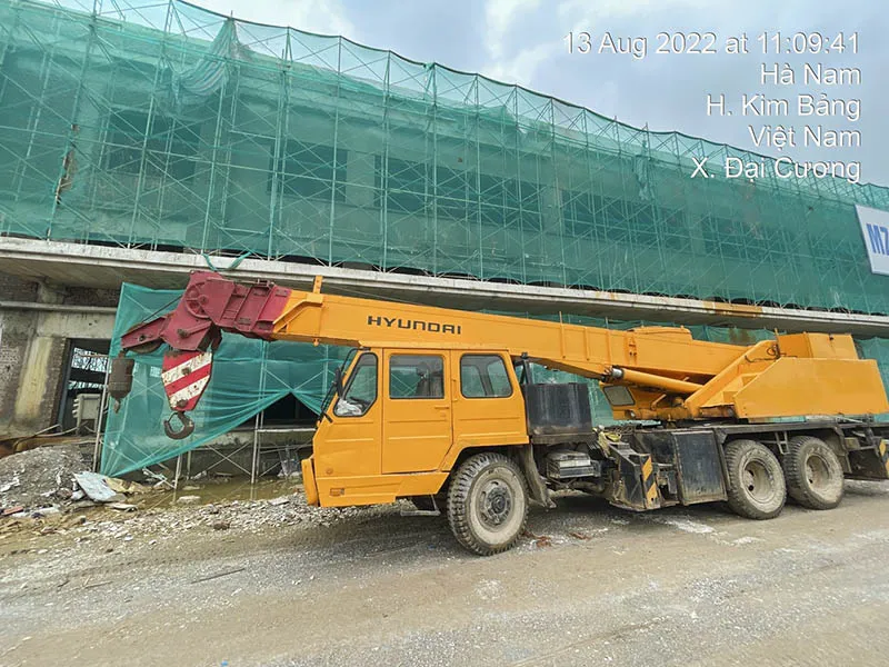Hỗ trợ cẩu hàng siêu trường cho các dự án xây dựng hạ tầng