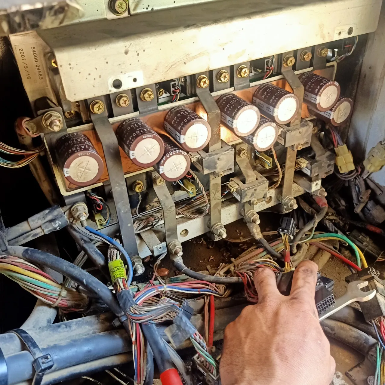 Kiểm tra, sửa chữa board xe nâng điện