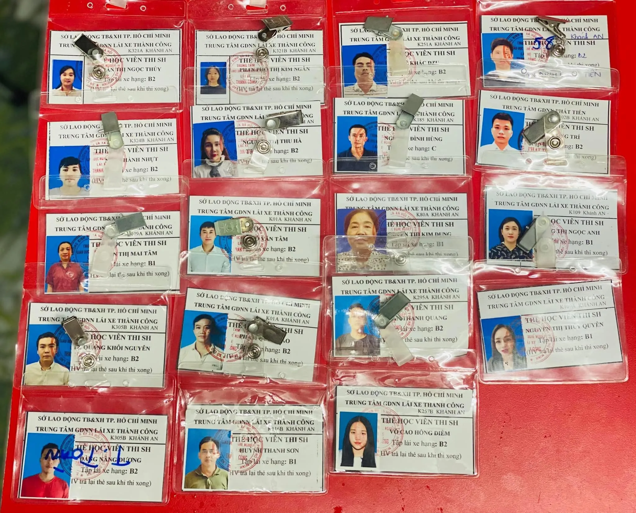 Khoá học lái xe ô tô B1-B2 11