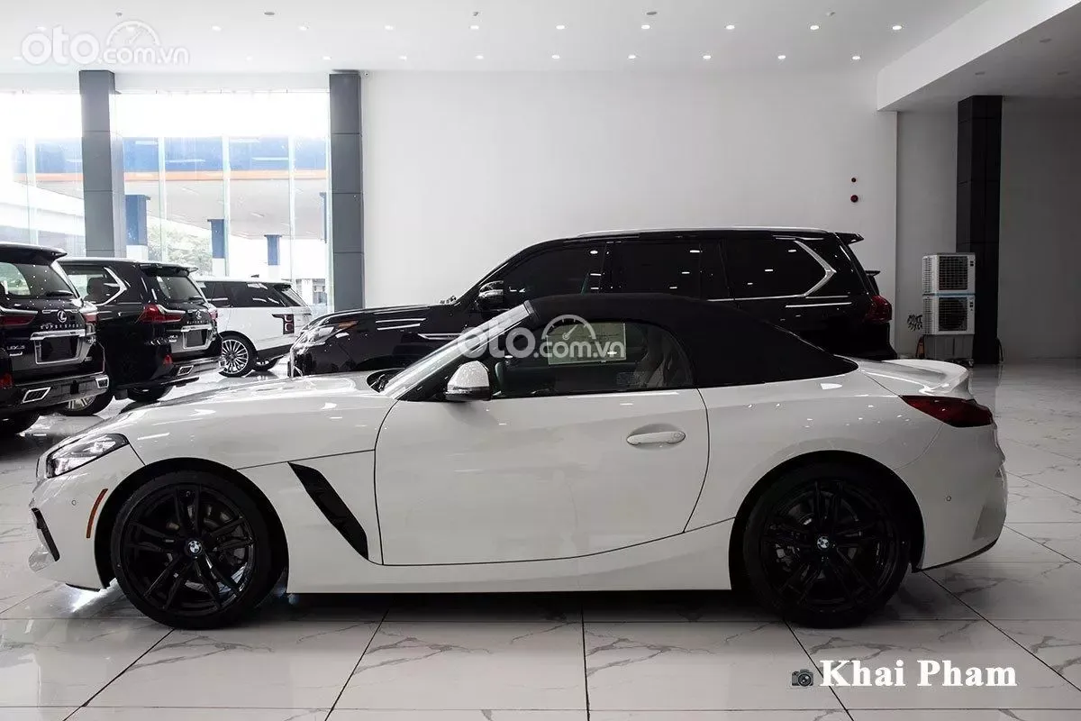 thÃ¢n xe BMW Z4 sDrive30i 2021.
