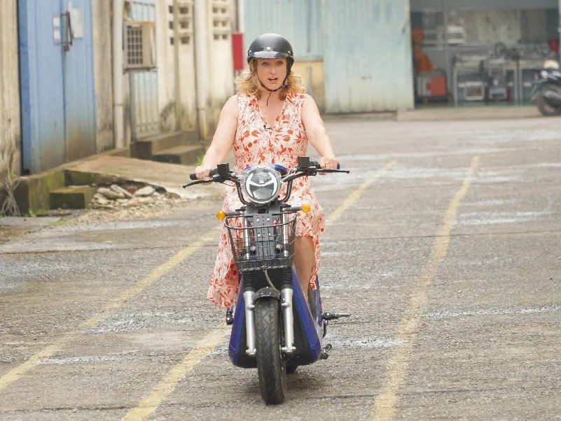 The BBC reporter was impressed when experiencing the Selex Camel electric vehicle.