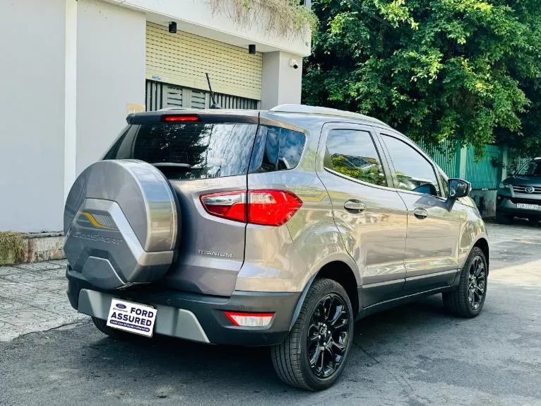 Khoang động cơ Ford EcoSport 1.5L