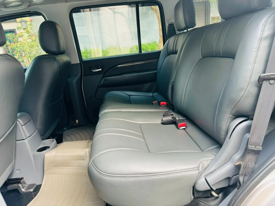 Khoang hành lý rộng rãi khi gập hàng ghế thứ 3